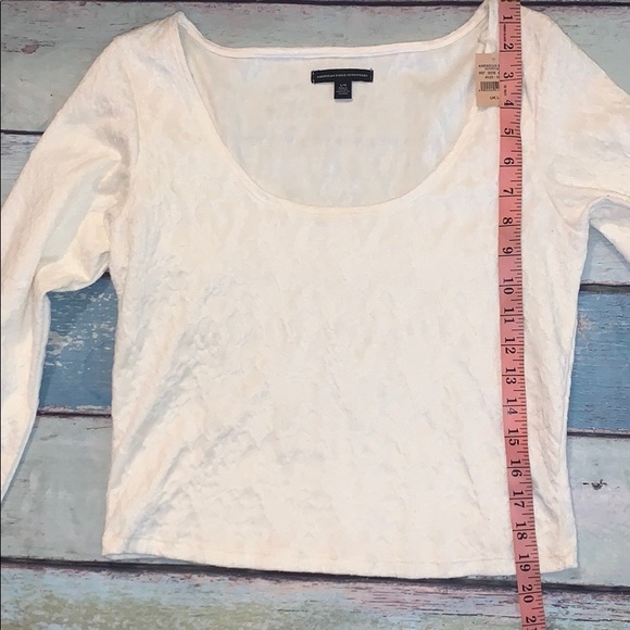 NWT AEO Crop top - Picture 2 of 6